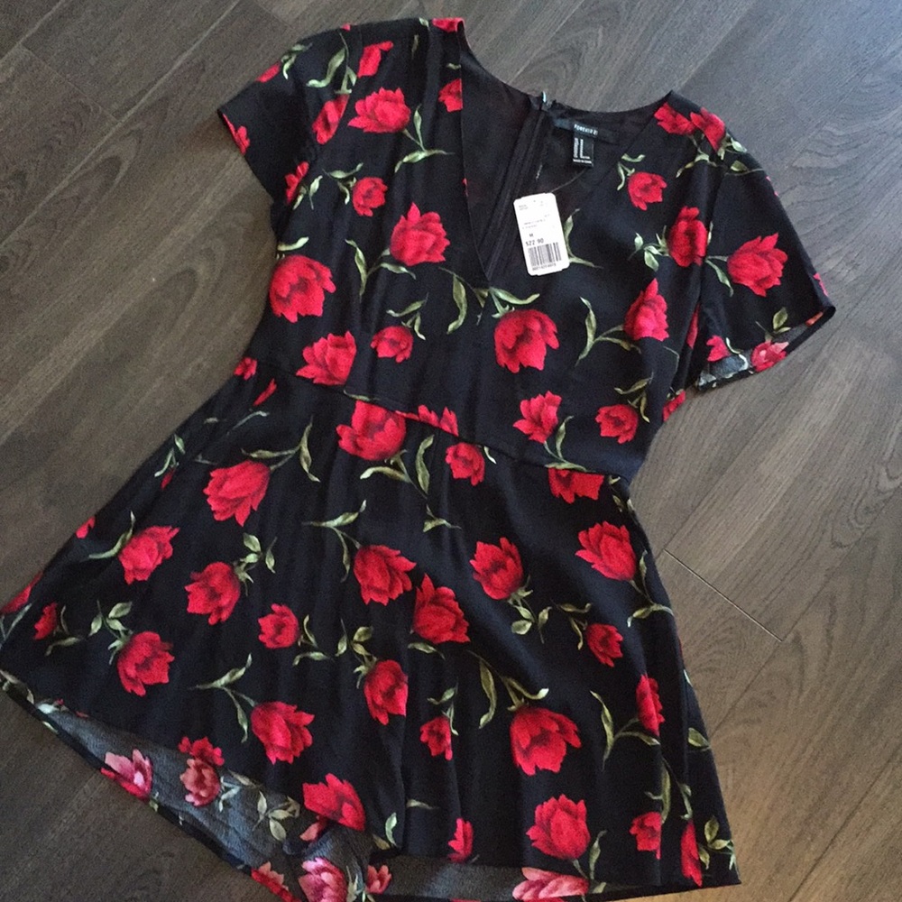 Forever 21 Red Rose black romper